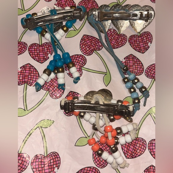 Native American Handmade Beaded Hair Clips - Picture 2 of 2